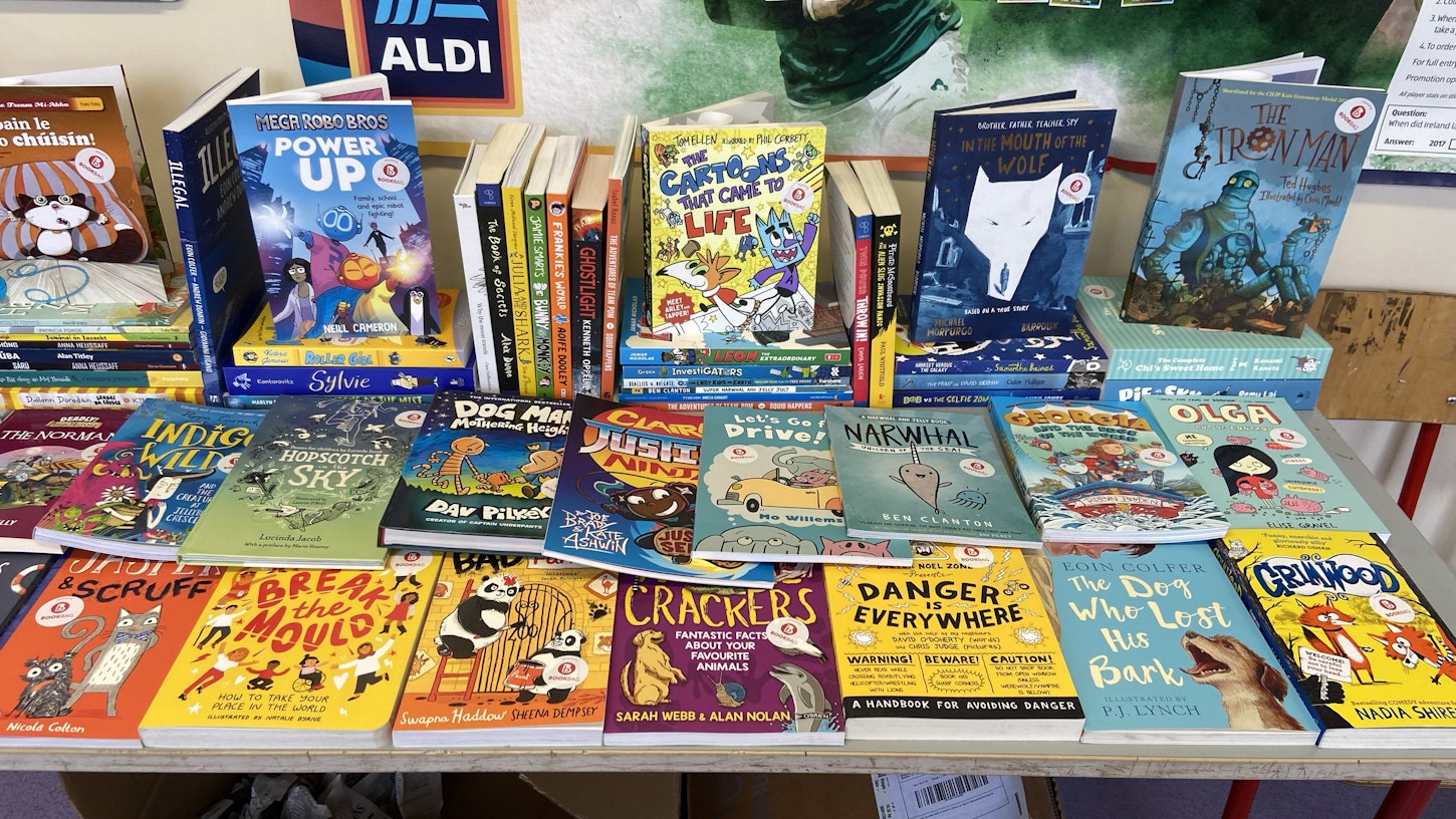 Bookbag Launched at Gaelscoil Phádraig with Children’s Books Ireland