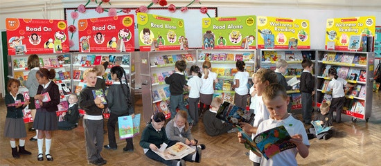 Book Fair This Way Right Arrow Scholastic Book Fairs